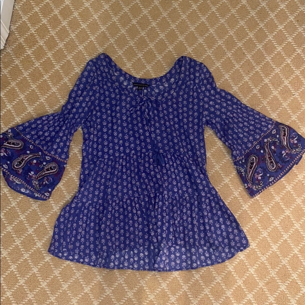 American eagle flowy blouse